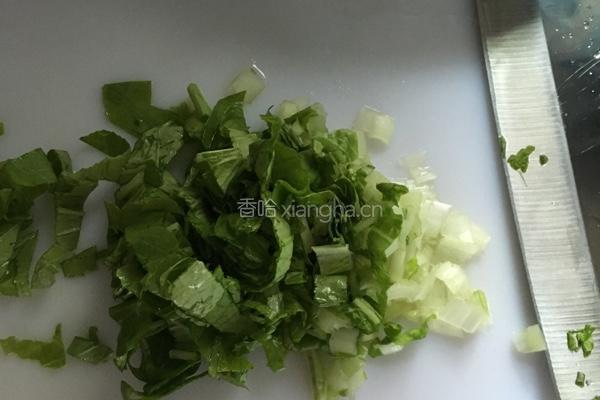 白菜猪肉饺子的做法图解2
