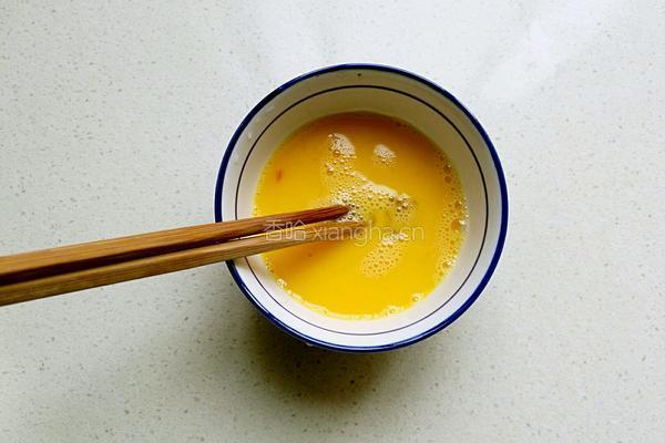 五彩蛋炒饭的做法图解9