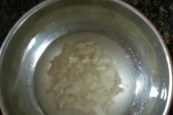 鸡丝凉面的做法图解1