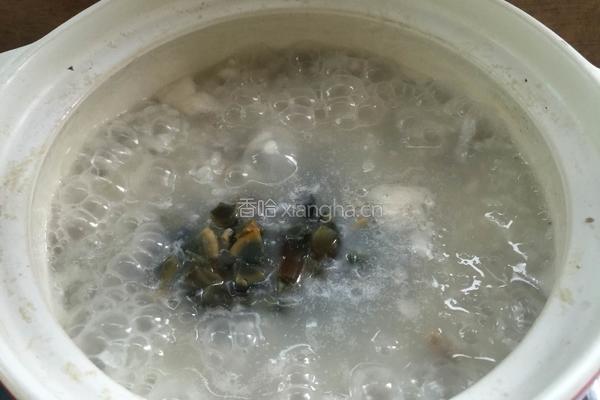 皮蛋瘦肉粥的做法图解10