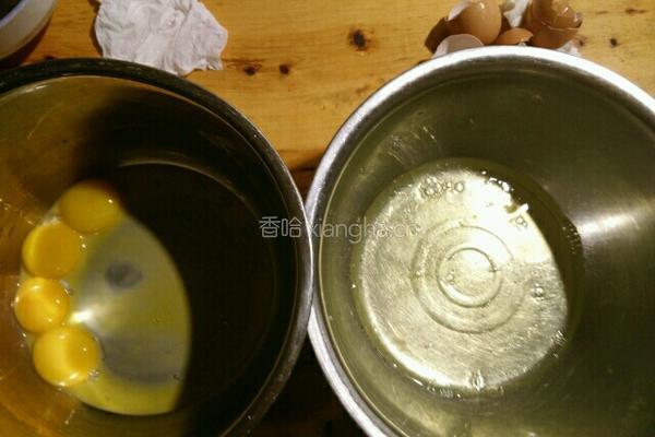 可可戚风的做法图解1