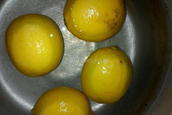 冰糖柠檬膏的做法图解1
