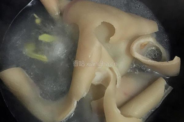 灌汤小笼包的做法图解1