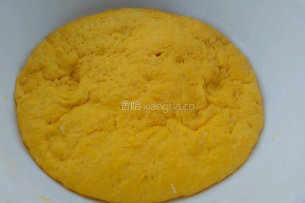 南瓜玫瑰花卷的做法图解7
