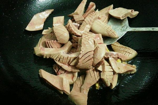 青椒炒腰花的做法图解7