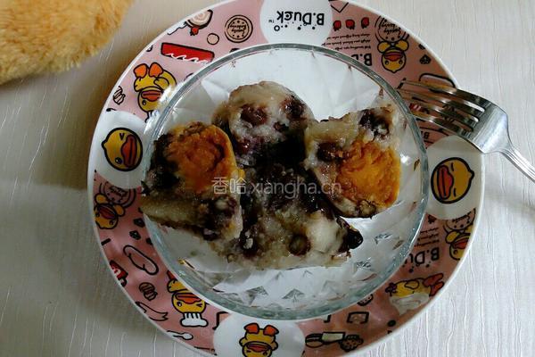 蛋黄五香咸肉粽的做法图解12