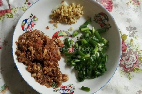 肉沫茄子的做法图解3