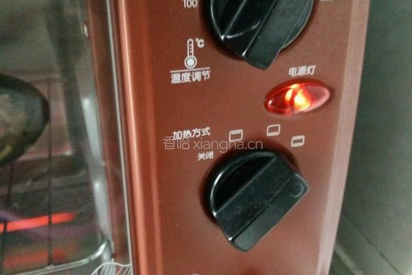 8寸鲜虾披萨的做法图解12
