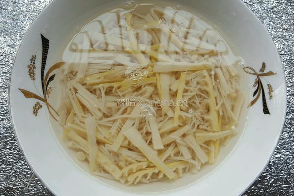 金针炖春笋的做法图解7
