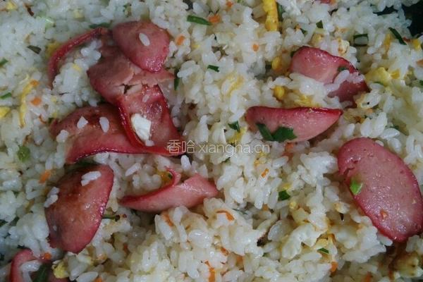 香肠炒饭的做法图解3