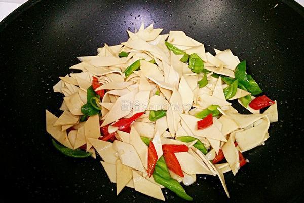 小炒豆腐皮的做法图解7