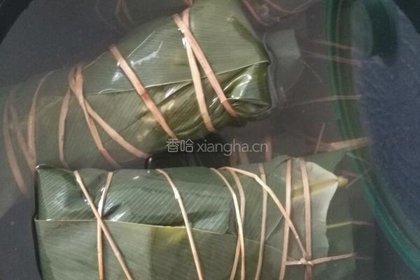 瘦肉粽子的做法图解10
