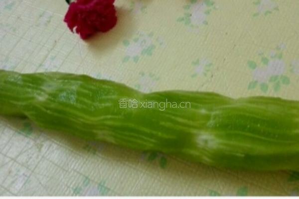 炒莴笋丝的做法图解1