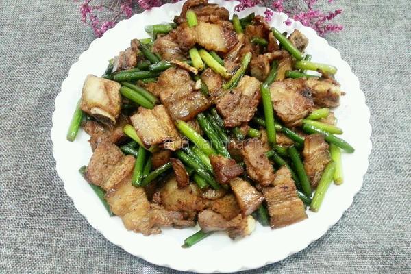 蒜苔炒五花肉的做法图解8