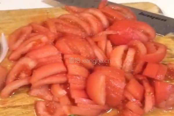 番茄牛腩的做法图解1