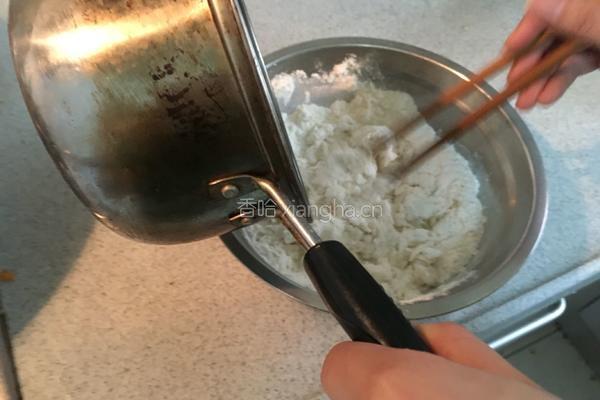 秘制咖喱葱油饼的做法图解2