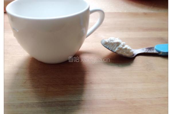 微波炉杯子蛋糕的做法图解1