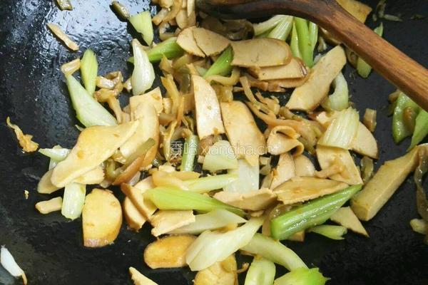 香芹素鸡榨菜的做法图解8