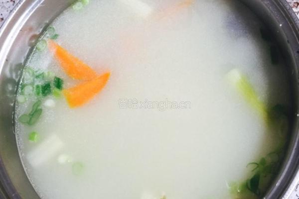 鲫鱼豆腐汤的做法图解8