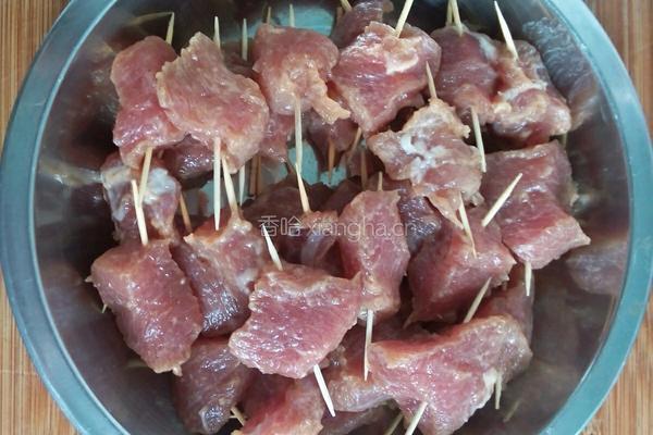 香辣牙签肉的做法图解3