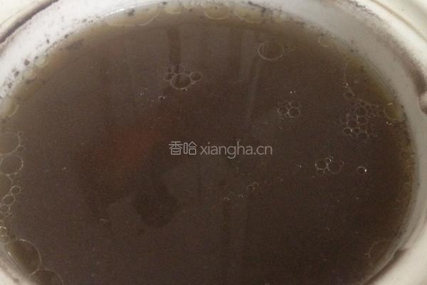 土茯苓赤小豆薏米芡实排骨汤的做法图解4