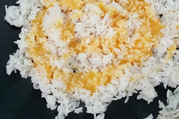 黄金蛋炒饭的做法图解7