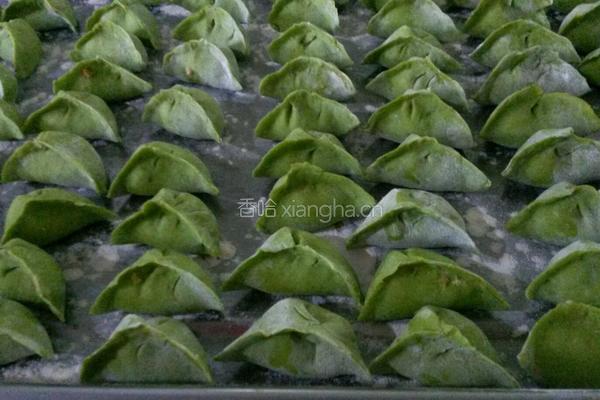 菠菜营养饺子的做法图解3