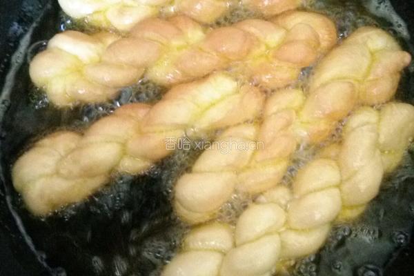 奶香麻花的做法图解5