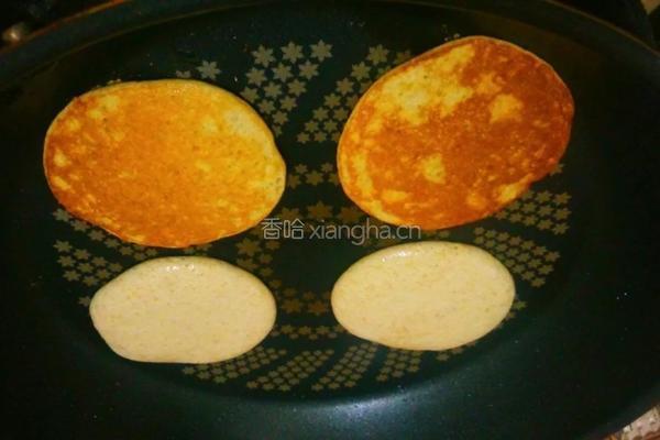 香蕉松饼的做法图解7
