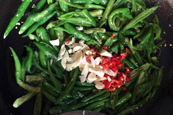 青椒炒肉的做法图解6