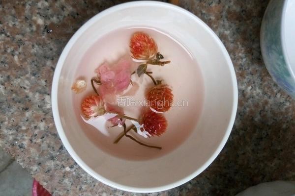 白凉粉水晶鸡蛋的做法图解1
