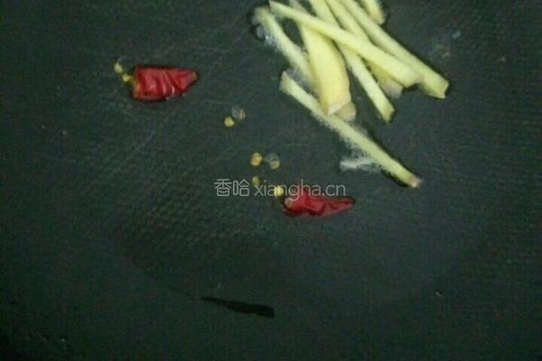 韭菜花炒肉的做法图解4