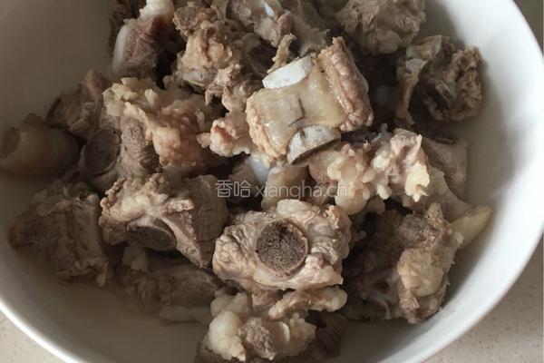 土豆烧排骨的做法图解3