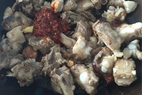 土豆烧排骨的做法图解6