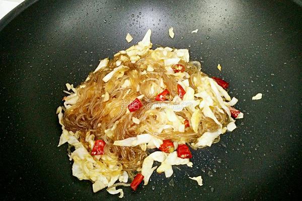 泡菜苕粉炒肉丝的做法图解7