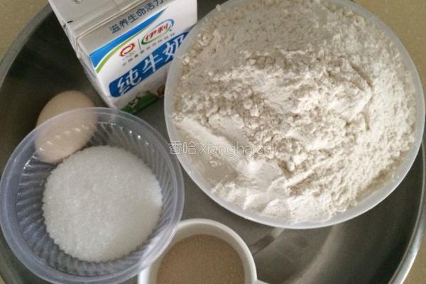 香葱芝麻肉松面包卷的做法图解1