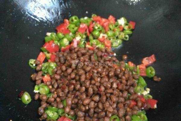 腊八豆荷包蛋的做法图解7