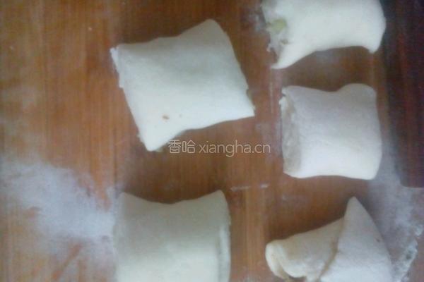 烫面葱花烙饼的做法图解9