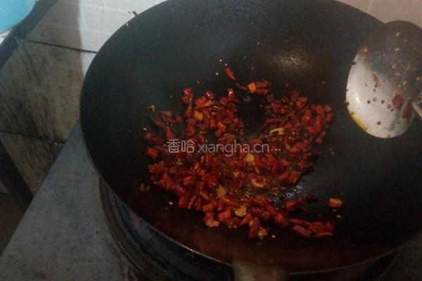 香辣鲟鱼骨的做法图解3