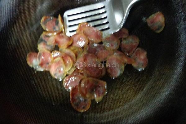 腊肠炒杏鲍菇的做法图解5