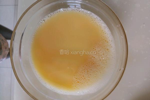 蒸鸡蛋羹的做法图解1
