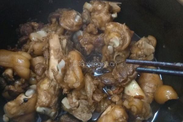 药膳猪蹄的做法图解6