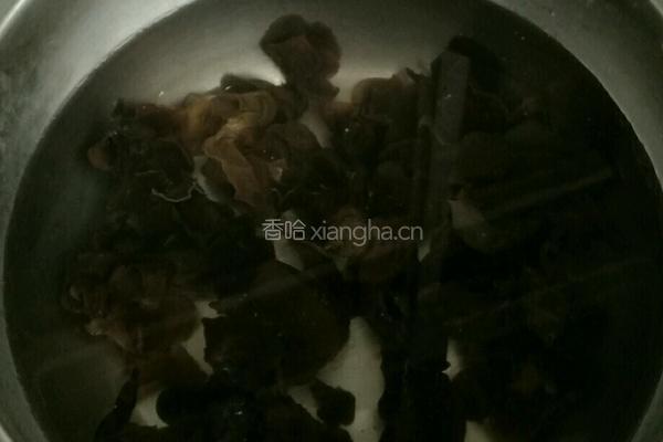 呛拌圆白菜的做法图解2
