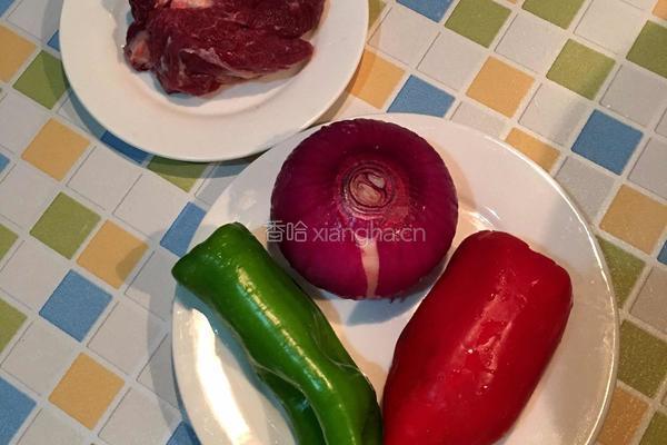 洋葱炒牛肉的做法图解1