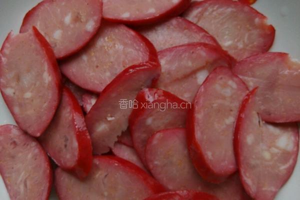 青椒炒香肠的做法图解2