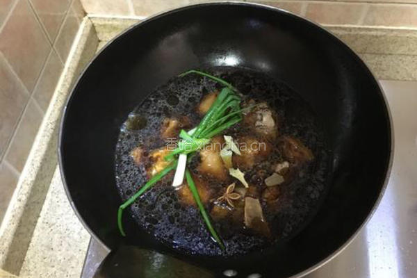 黄豆焖猪蹄的做法图解7