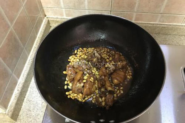黄豆焖猪蹄的做法图解10