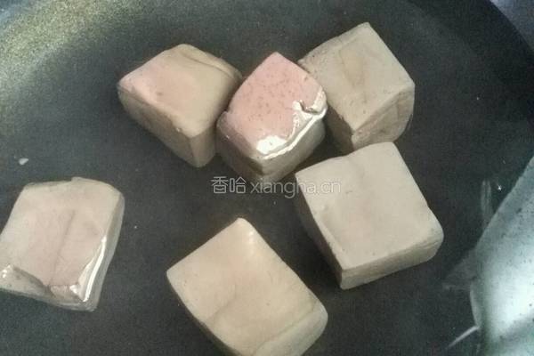 家菜＊猪血炒韭菜的做法图解2