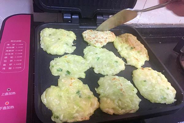 西葫芦软摊饼的做法图解7