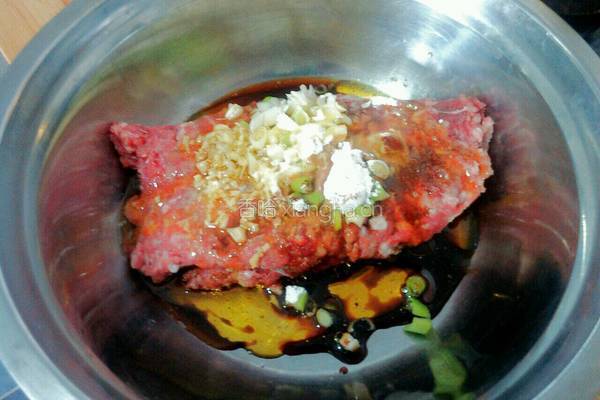 牛肉蔬菜包子的做法图解6